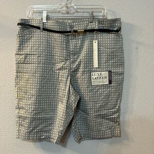 NWT Gloria Vanderbilt missy Bermuda shorts size 16